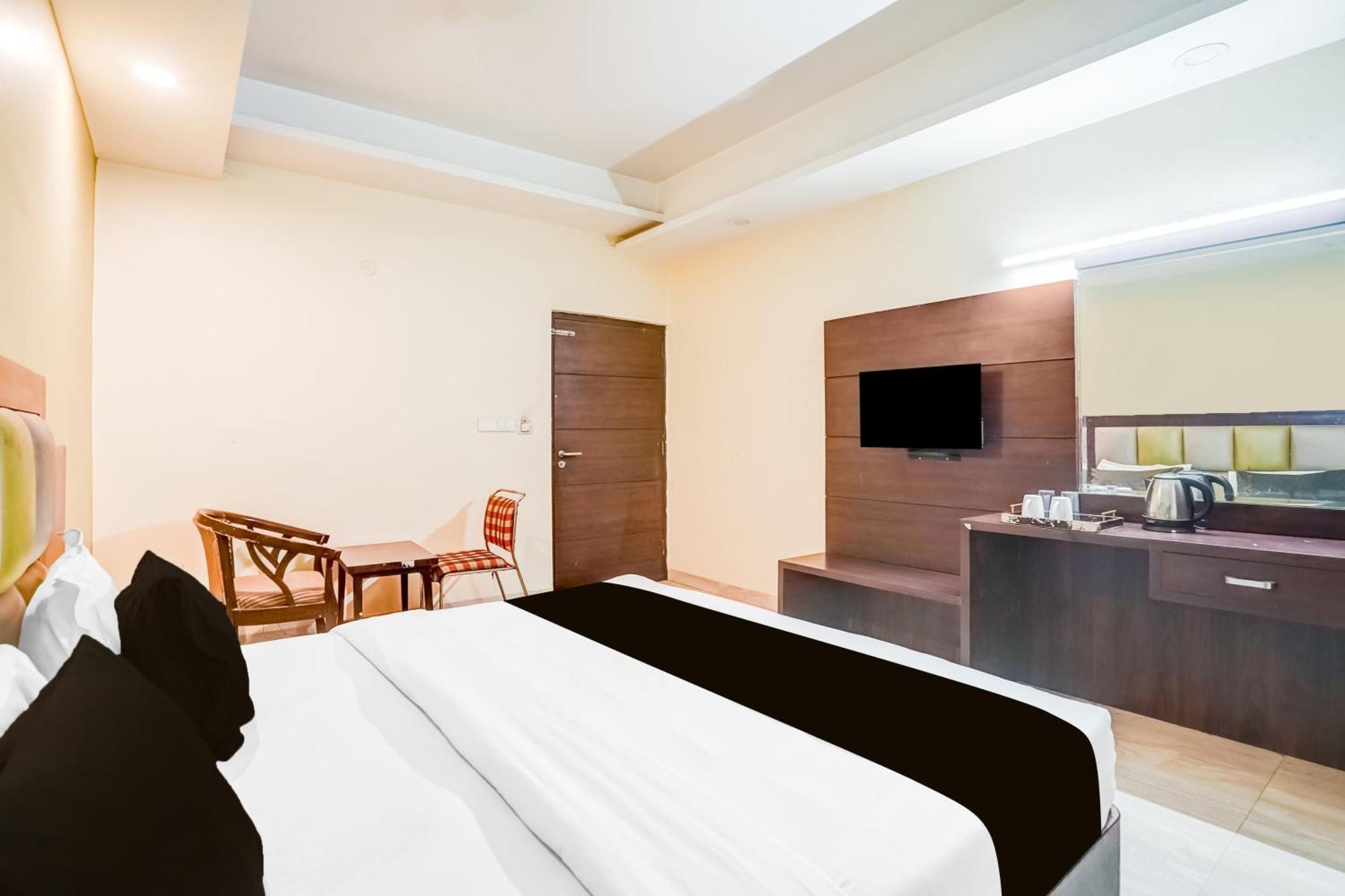 Super Townhouse Sikar Road Jaipur Formerly Hotel Aroma Inn Екстер'єр фото